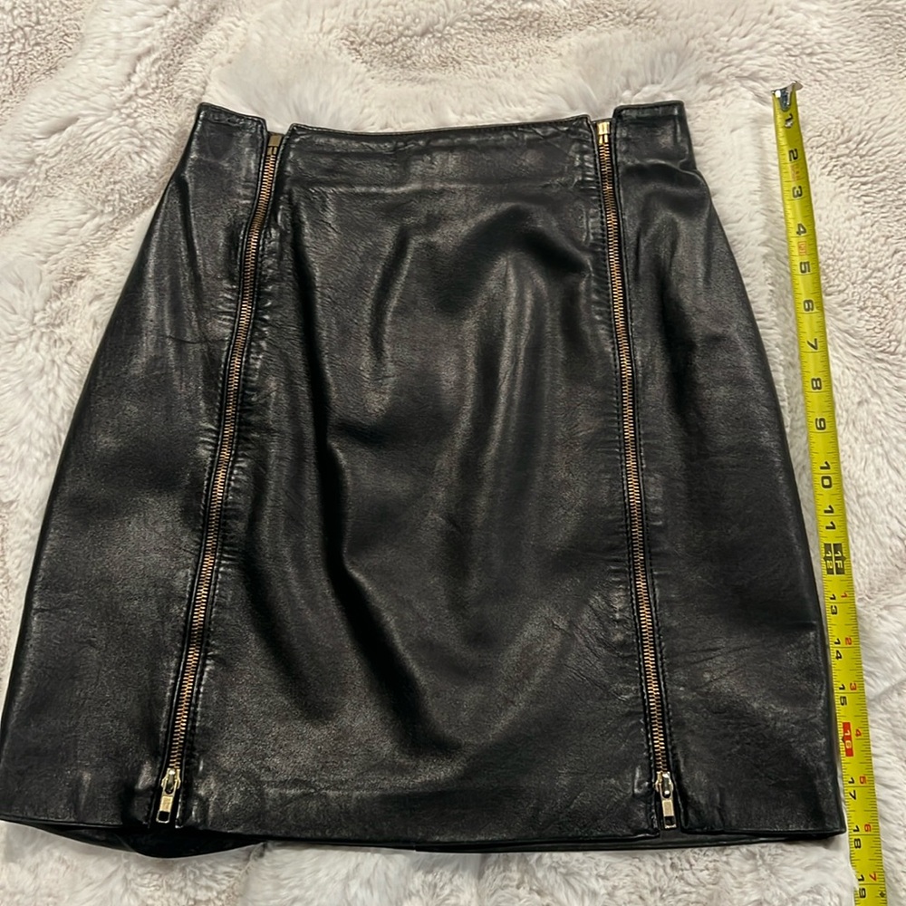 ￼ soft leather skirt